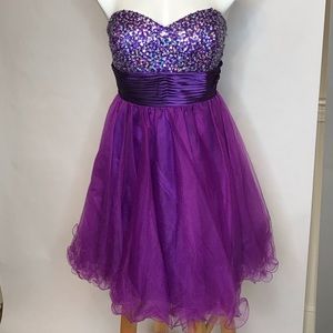 Gorgeous purple prom dress